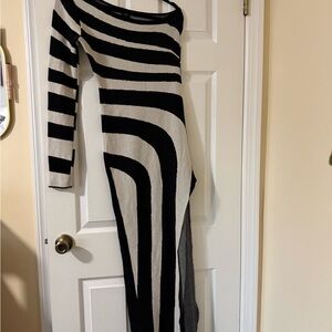 Black & White Striped Long Sleeve Maxi Dress